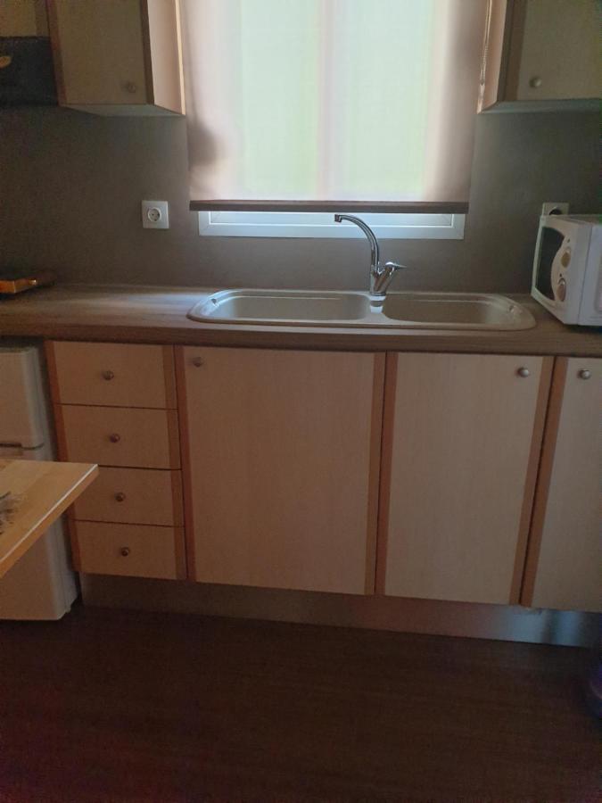 A Pleasent Small -Studio Close To The Port Of Volos Esterno foto
